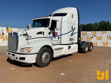 Main image Kenworth T6
